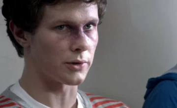 Кадр из сериала Молокососы 4 сезон